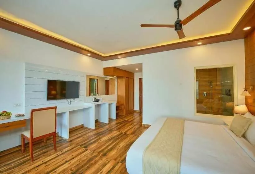 Lomakeskus The Planet Munnar