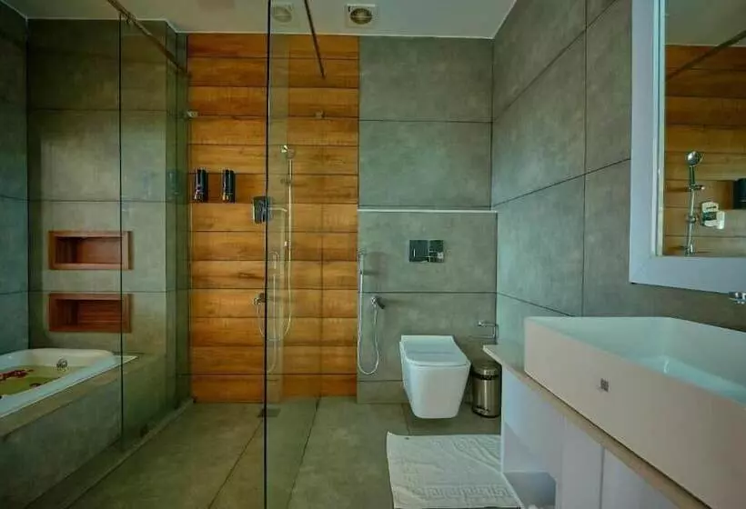 Lomakeskus The Planet Munnar