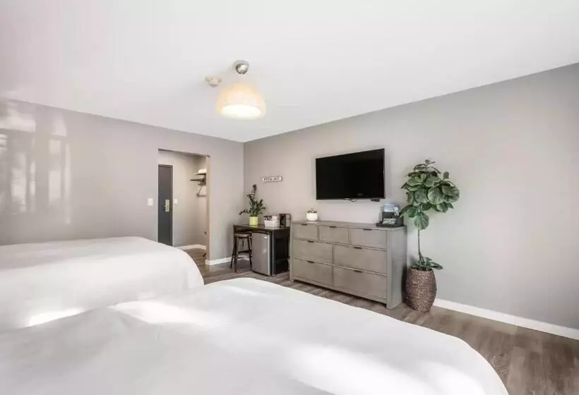 Victorian Inn Elkhart Lake