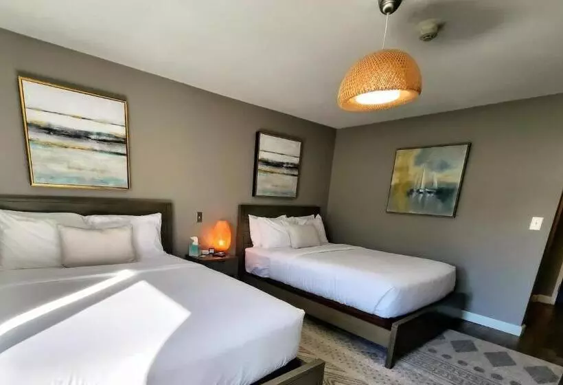 Victorian Inn Elkhart Lake