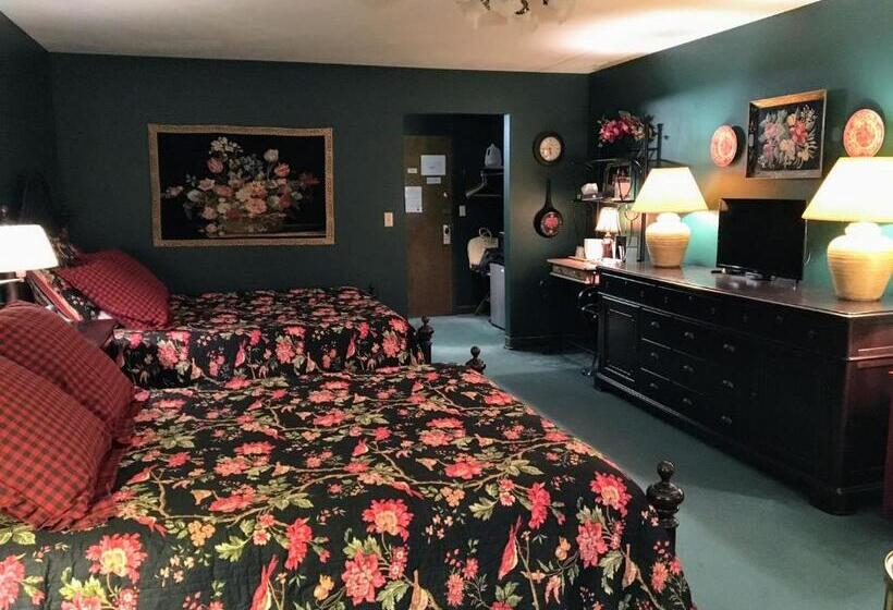 Victorian Inn Elkhart Lake