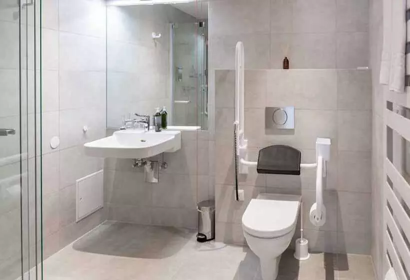 Hotelli Schloss Hernstein