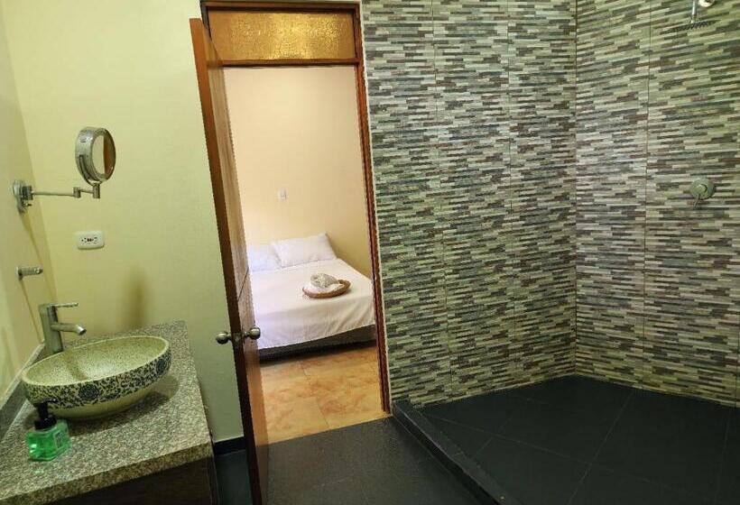 Пансион Hostel Yetawa