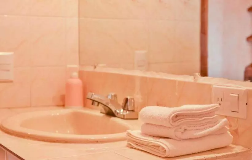 پانسیون Macarena Hostel