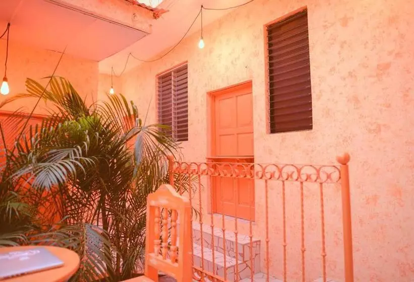 پانسیون Macarena Hostel