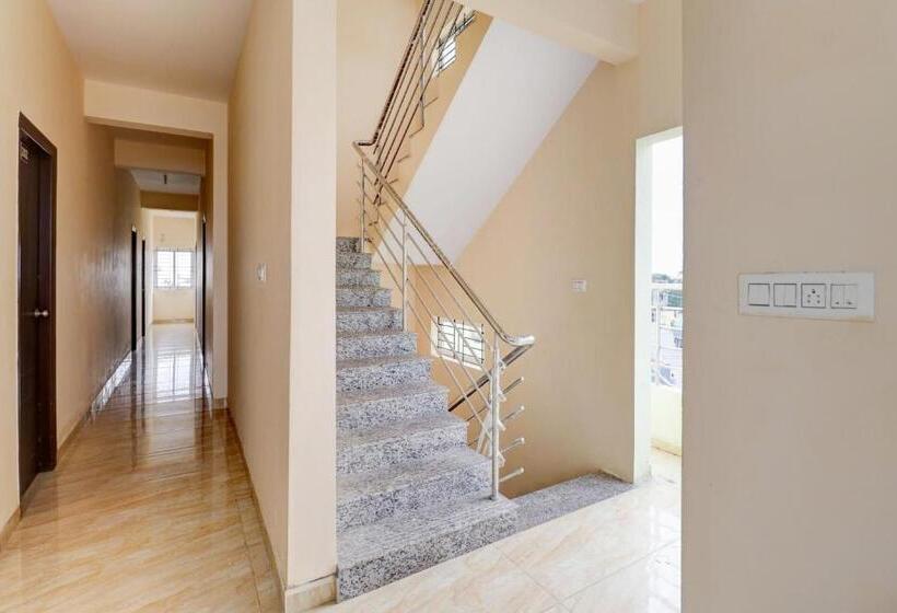 호텔 Oyo Flagship 81266 Golden Treasury