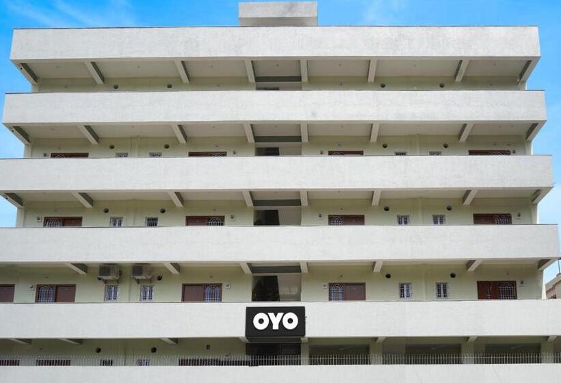 ホテル O Kashyap Inn