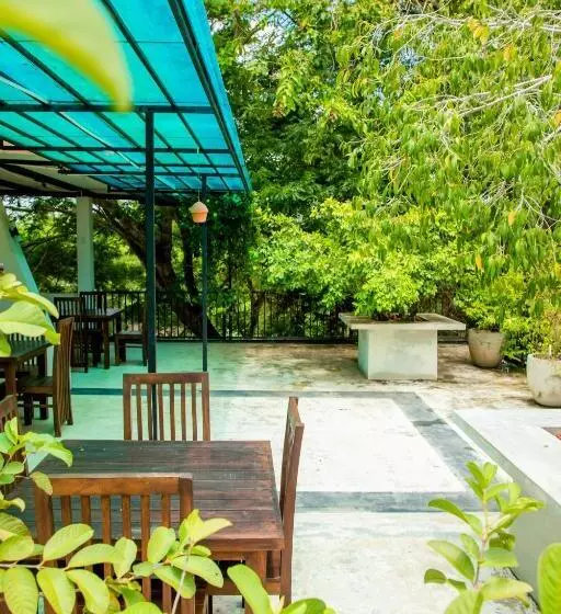 Hotelli Sharta Yala
