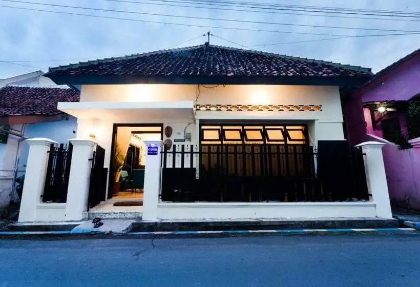 Hostel Good Feeling Ijen