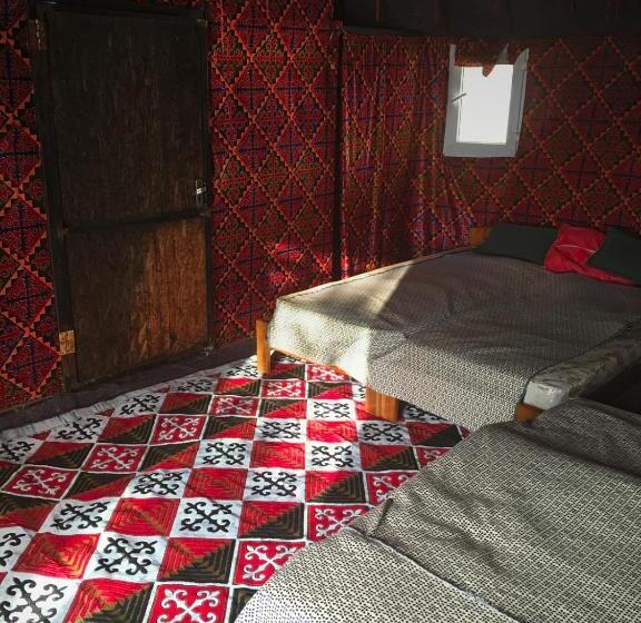 تختخواب و صبحانه гостевой дом крылья