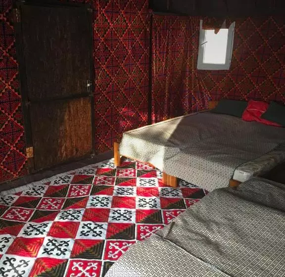 تختخواب و صبحانه гостевой дом крылья