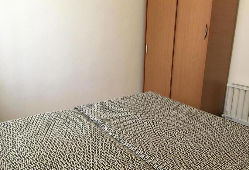 تختخواب و صبحانه гостевой дом крылья