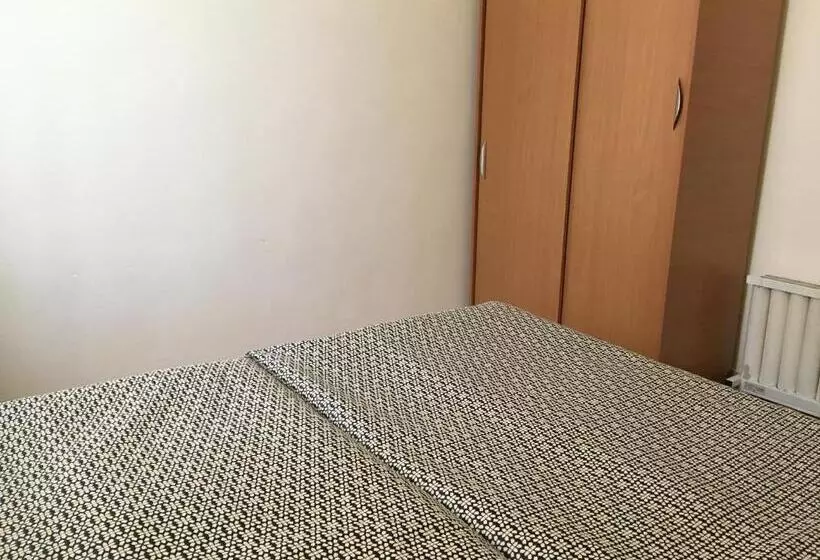 تختخواب و صبحانه гостевой дом крылья