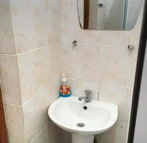 تختخواب و صبحانه гостевой дом крылья