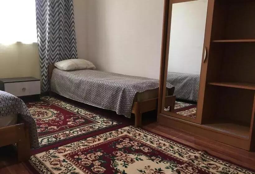 تختخواب و صبحانه гостевой дом крылья