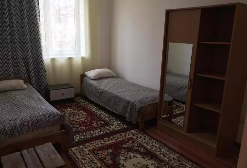 تختخواب و صبحانه гостевой дом крылья