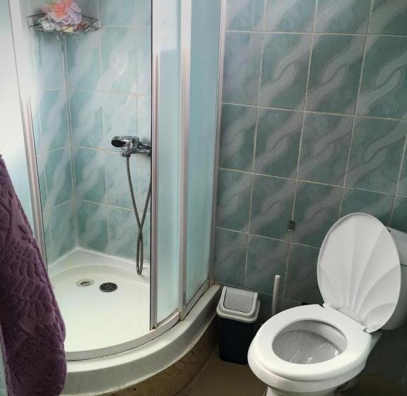 تختخواب و صبحانه гостевой дом крылья