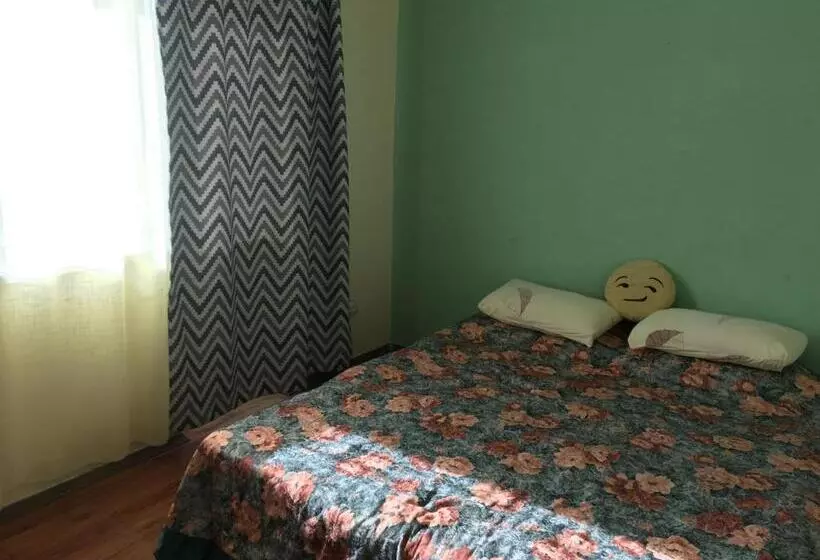 تختخواب و صبحانه гостевой дом крылья