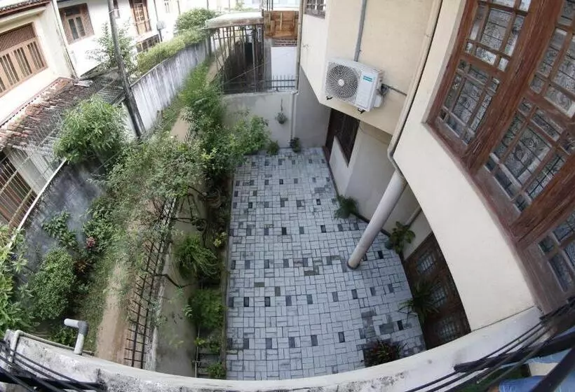 ベッドアンドブレックファースト Oasis Colombo