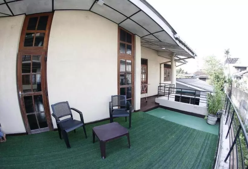 ベッドアンドブレックファースト Oasis Colombo