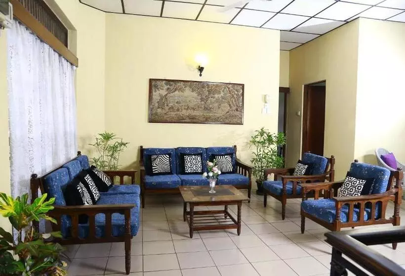 ベッドアンドブレックファースト Oasis Colombo