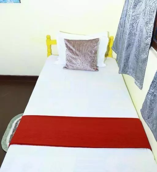 ベッドアンドブレックファースト Oasis Colombo