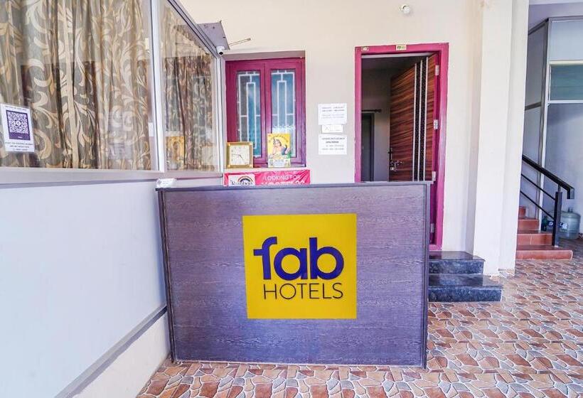 فندق Varun Residency