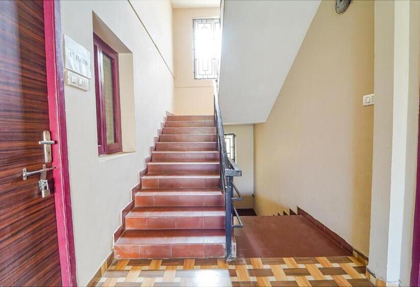 فندق Varun Residency