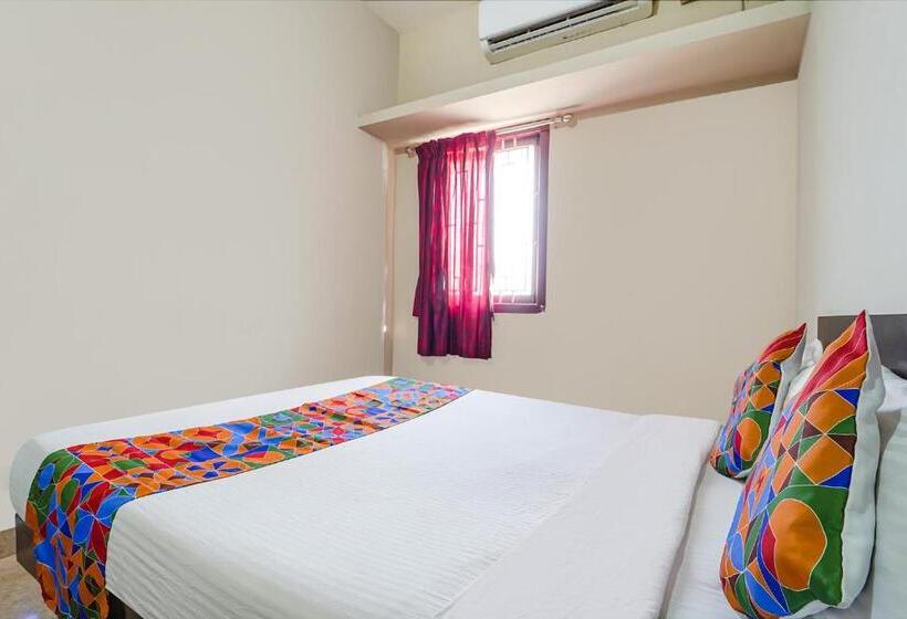 فندق Varun Residency