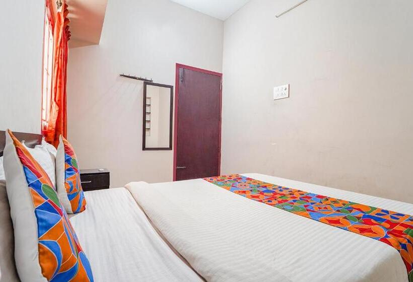 فندق Varun Residency