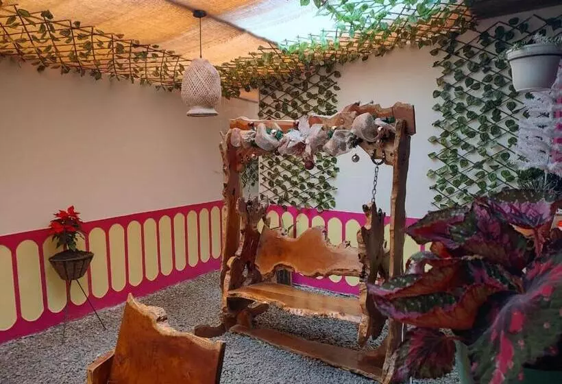 ペンション Hostal Casa Madrigal