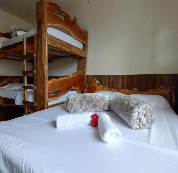 펜션 Hostal Casa Madrigal