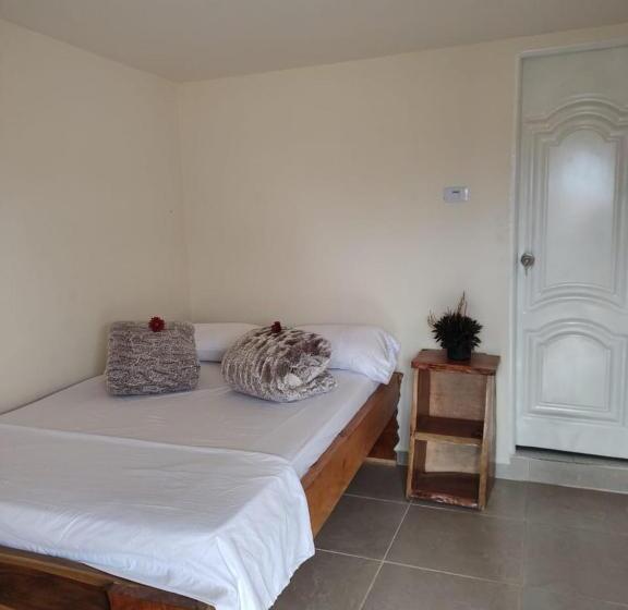 펜션 Hostal Casa Madrigal