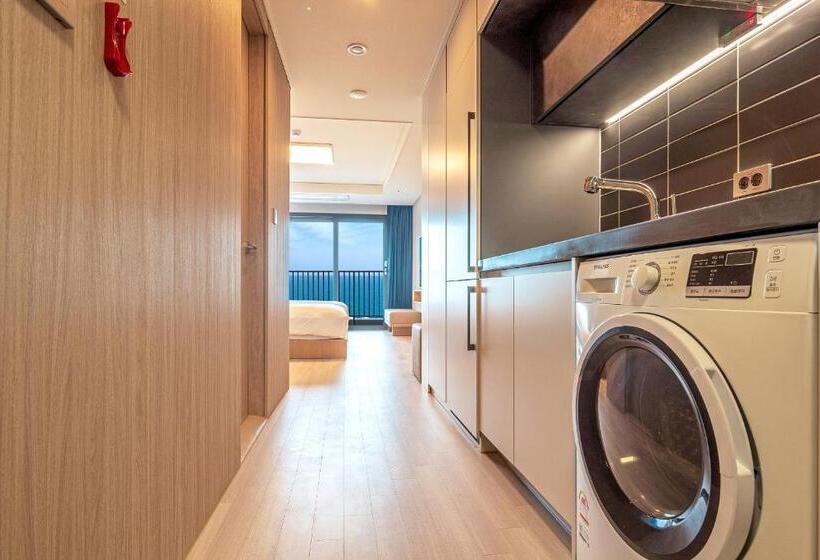 Sokcho I Park Suite Hotel & Residence