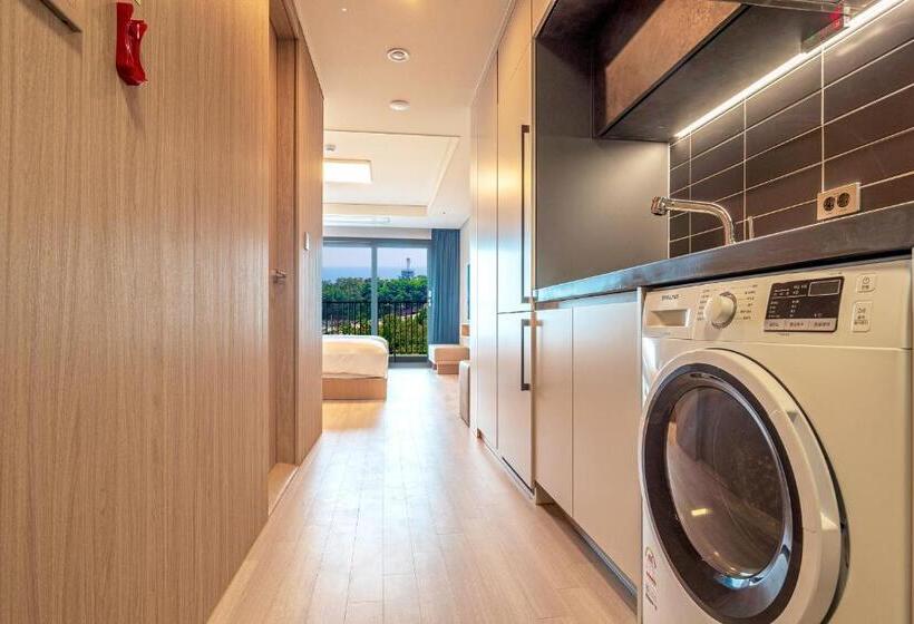 Sokcho I Park Suite Hotel & Residence