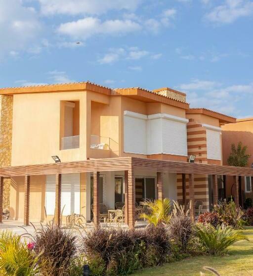 شاليه 3 غرف قريه بلومار الدوم عاءلات