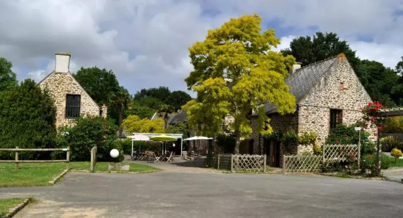 L Auberge De La Porte