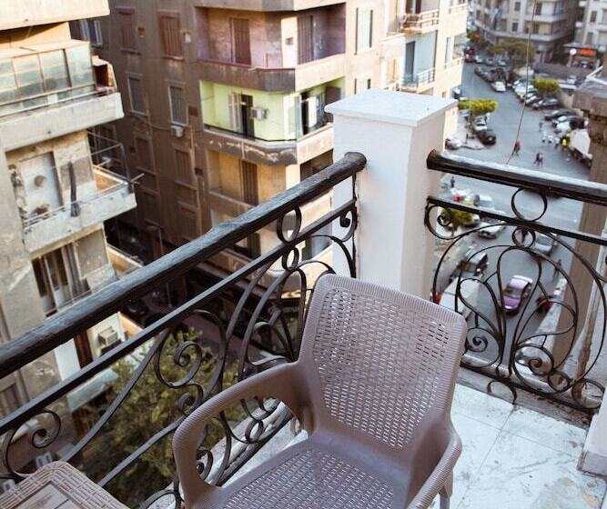 هاستل Tourist Palace