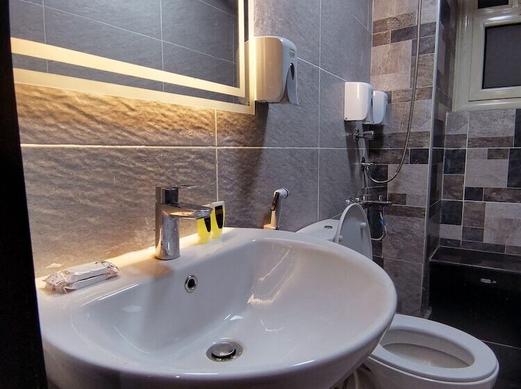 هاستل Tourist Palace