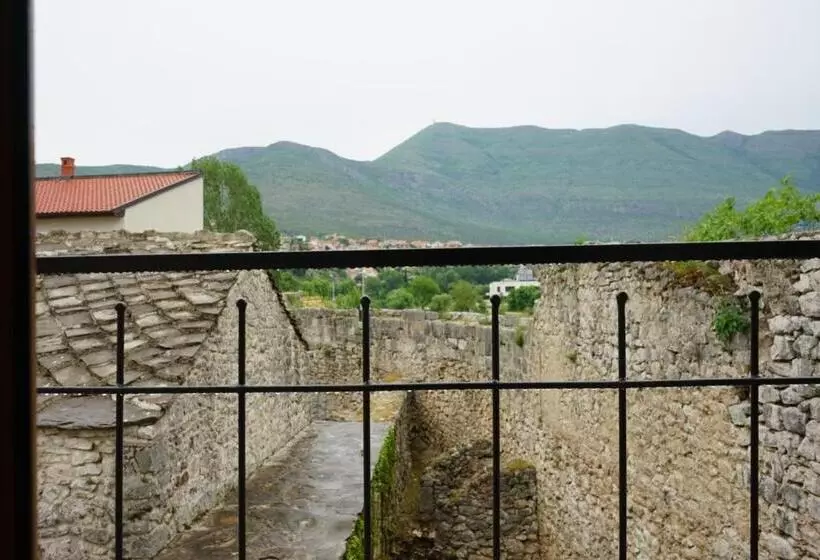 هتل Restoran Humsko