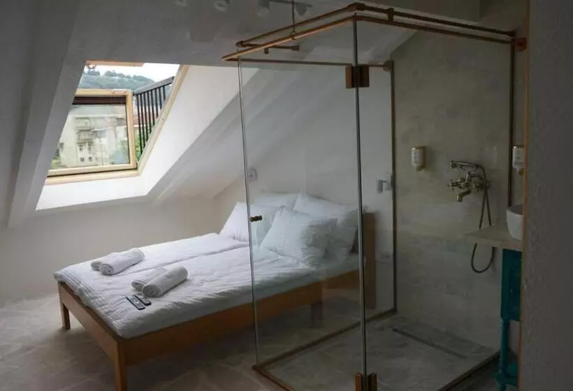 هتل Restoran Humsko