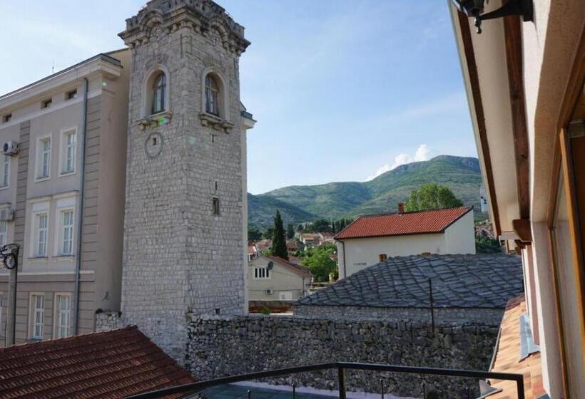 هتل Restoran Humsko