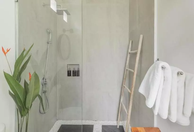 リゾートホテル The White Villas Ubud