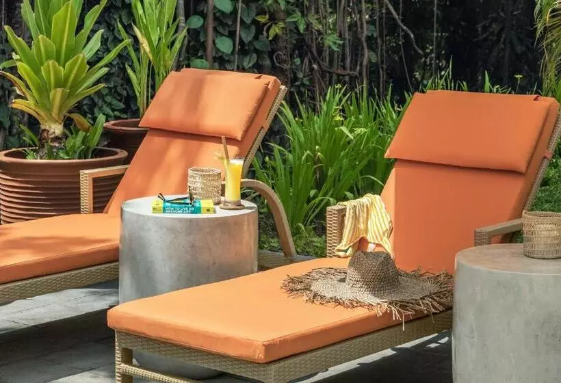 リゾートホテル The White Villas Ubud