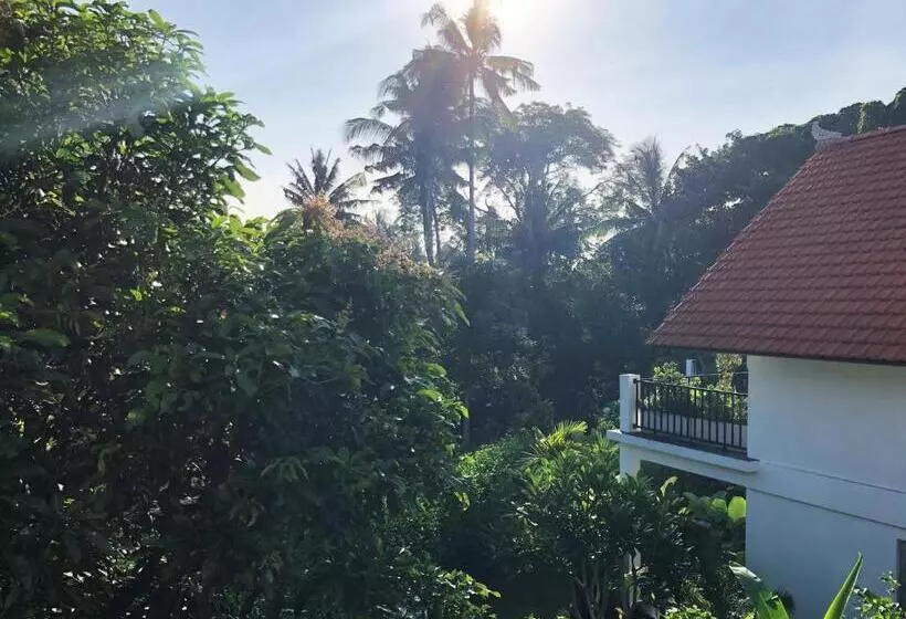 リゾートホテル The White Villas Ubud