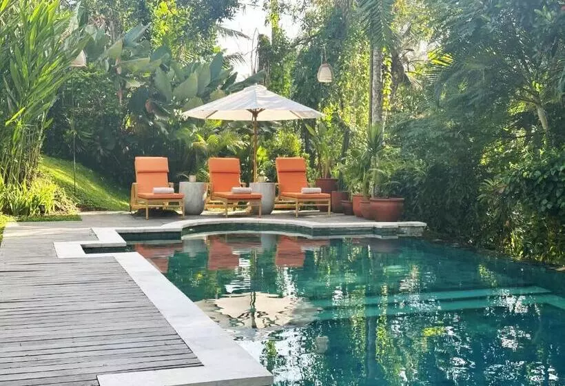 リゾートホテル The White Villas Ubud