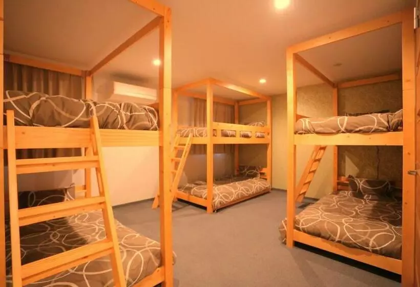 Retkeilymaja 遊悠館