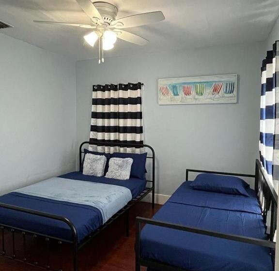 הוסטל Blue Little Havana