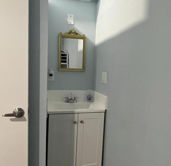 הוסטל Blue Little Havana