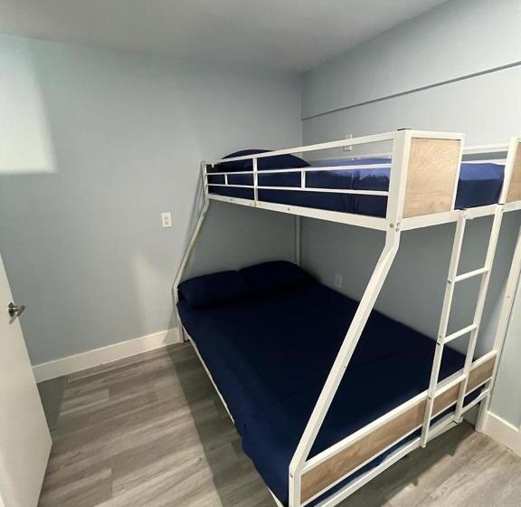 הוסטל Blue Little Havana